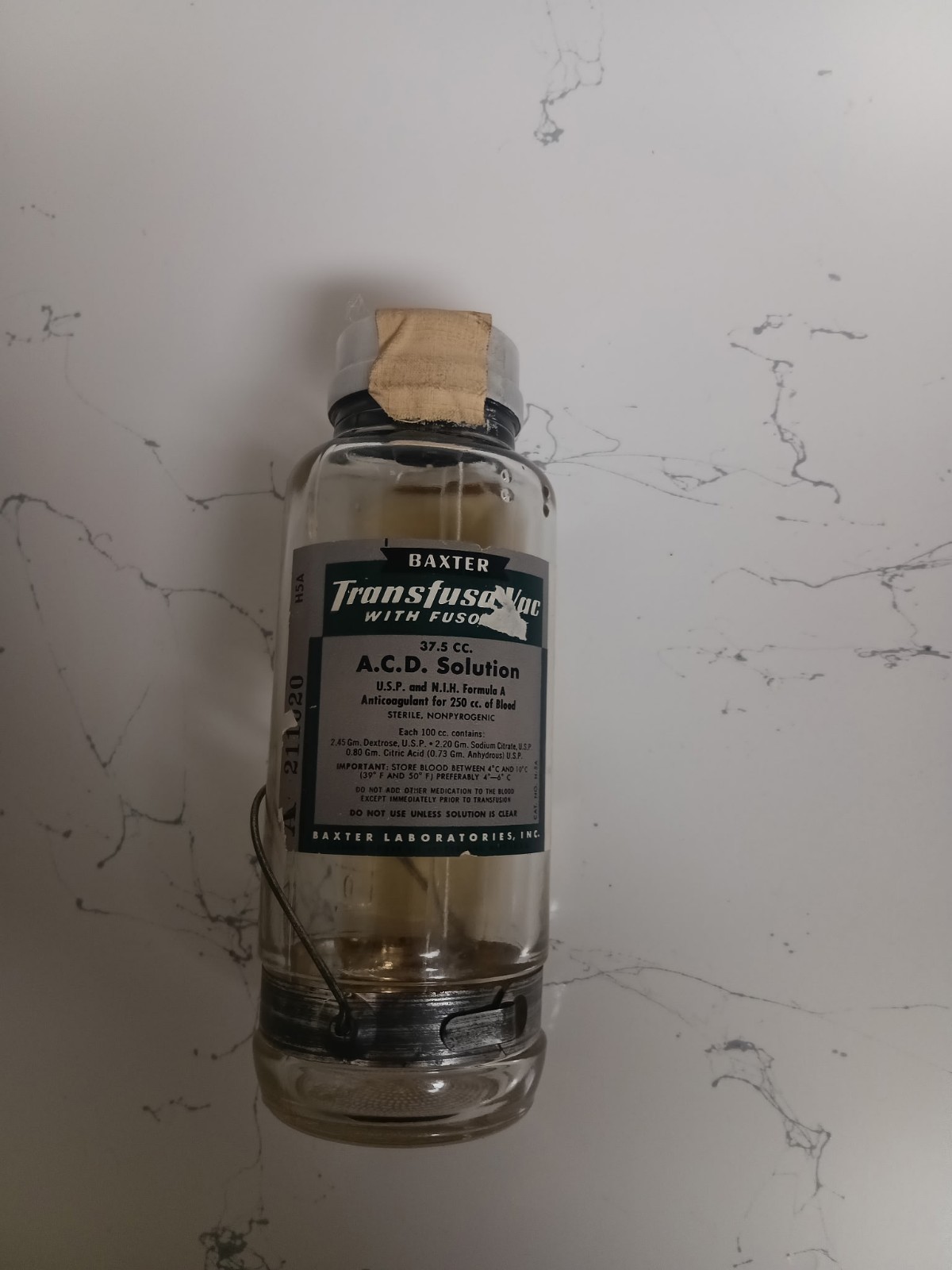 Vintage Baxter Transfuso-Vac Glas Blood Transfusion Bottle 250cc (STILL SEALED!)