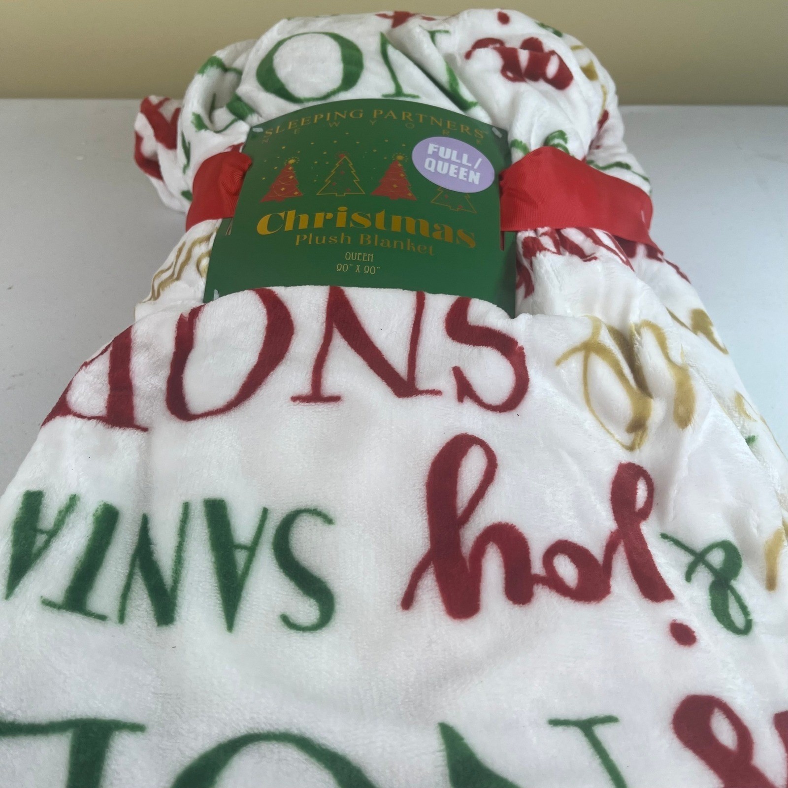 Sleeping Partners Christmas Plush Blanket Queen 90x90 Holiday Greetings 90x90