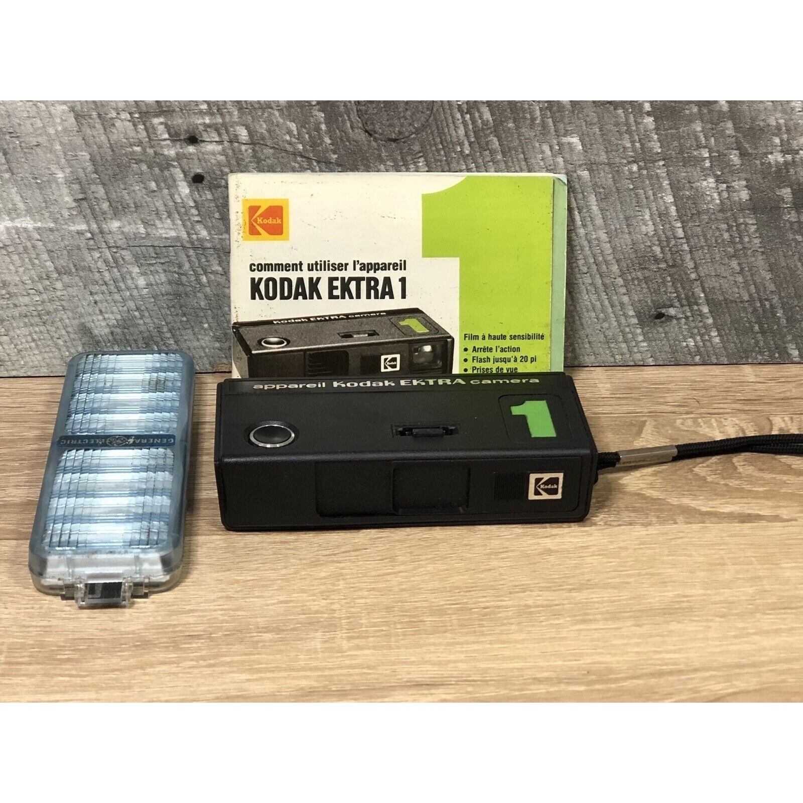 Vintage 1970s Kodak Ektra 1 Camera For 110 Film Cartridge Black w/ Green #1