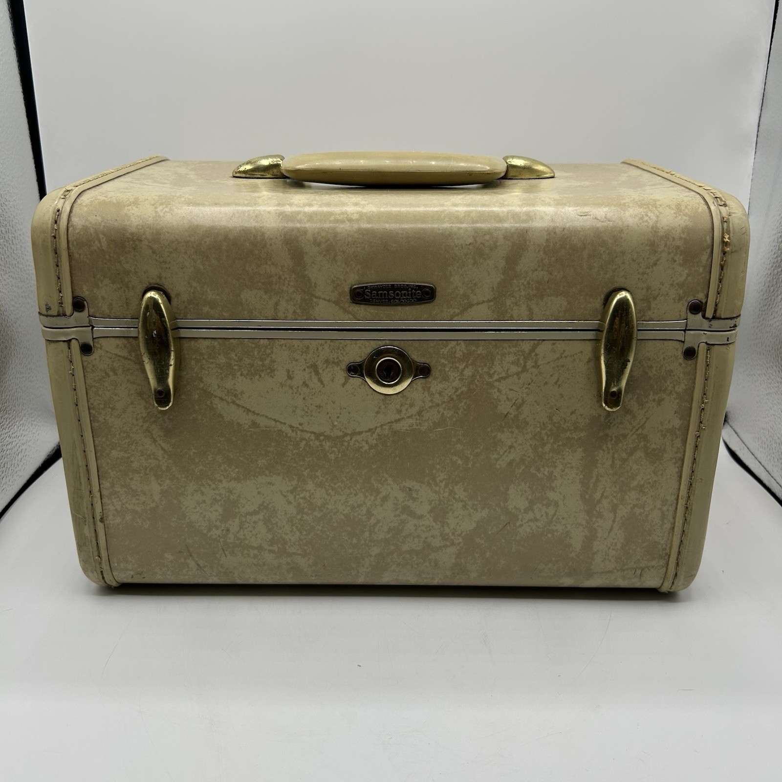 Vintage Samsonite Streamlite Train Case 13”x8”x9” Cosmetics Travel No Key