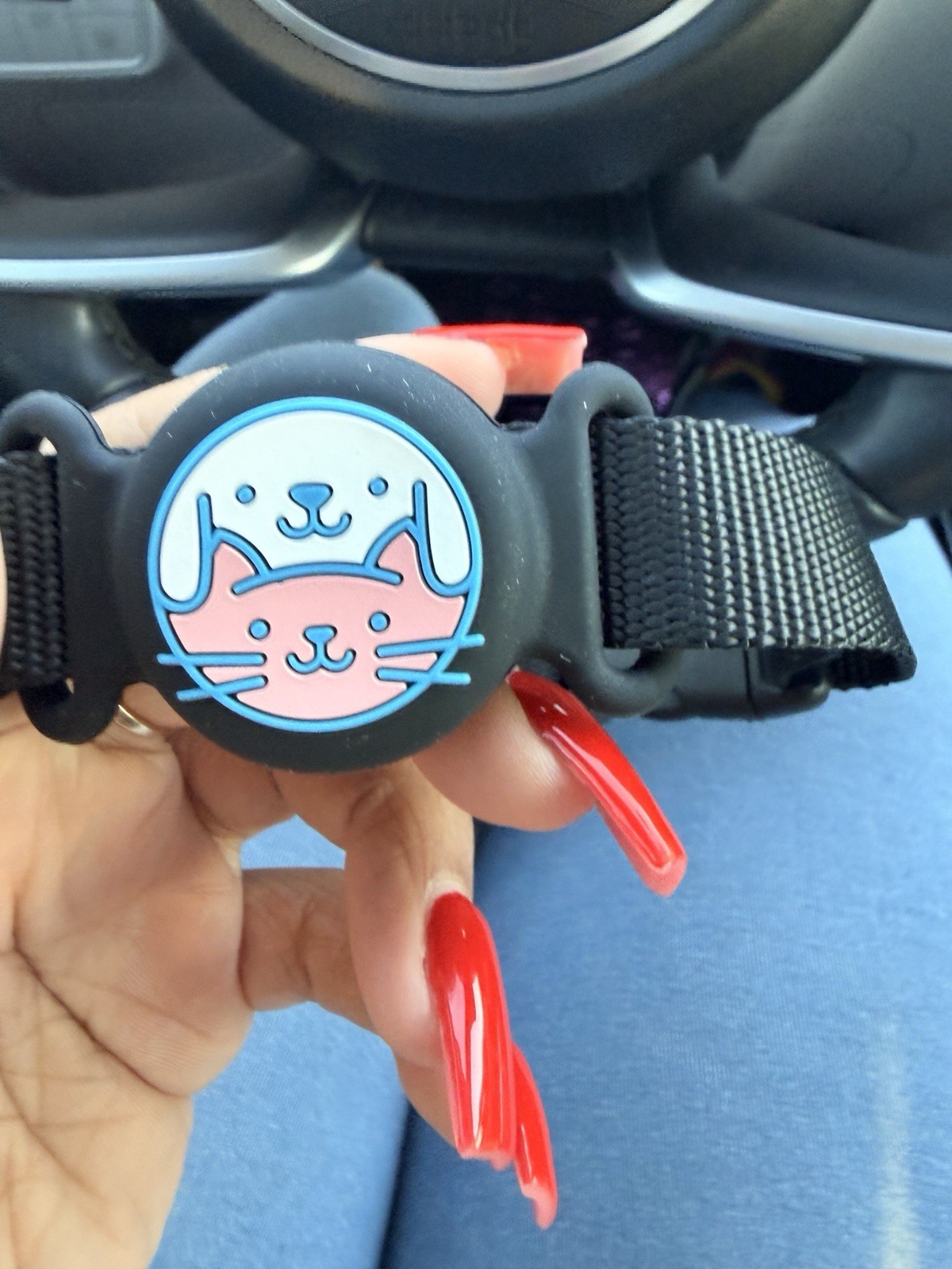 Cat Pet Collar Tracker Black Model 1904T/17AT Made in China GPS Location Device