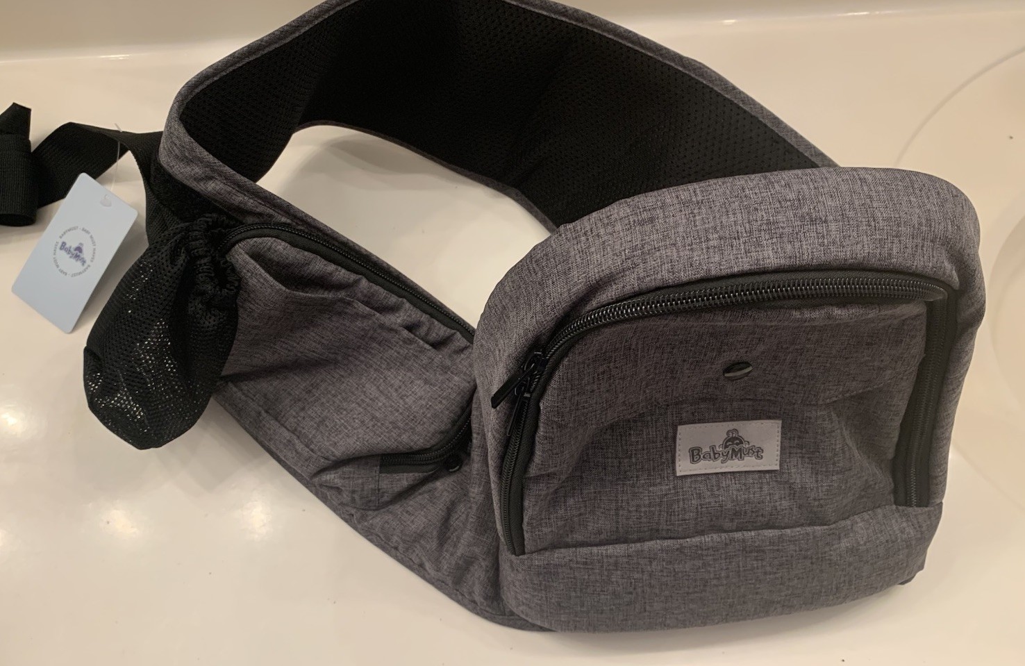 NWT babymust hip seat baby carrier