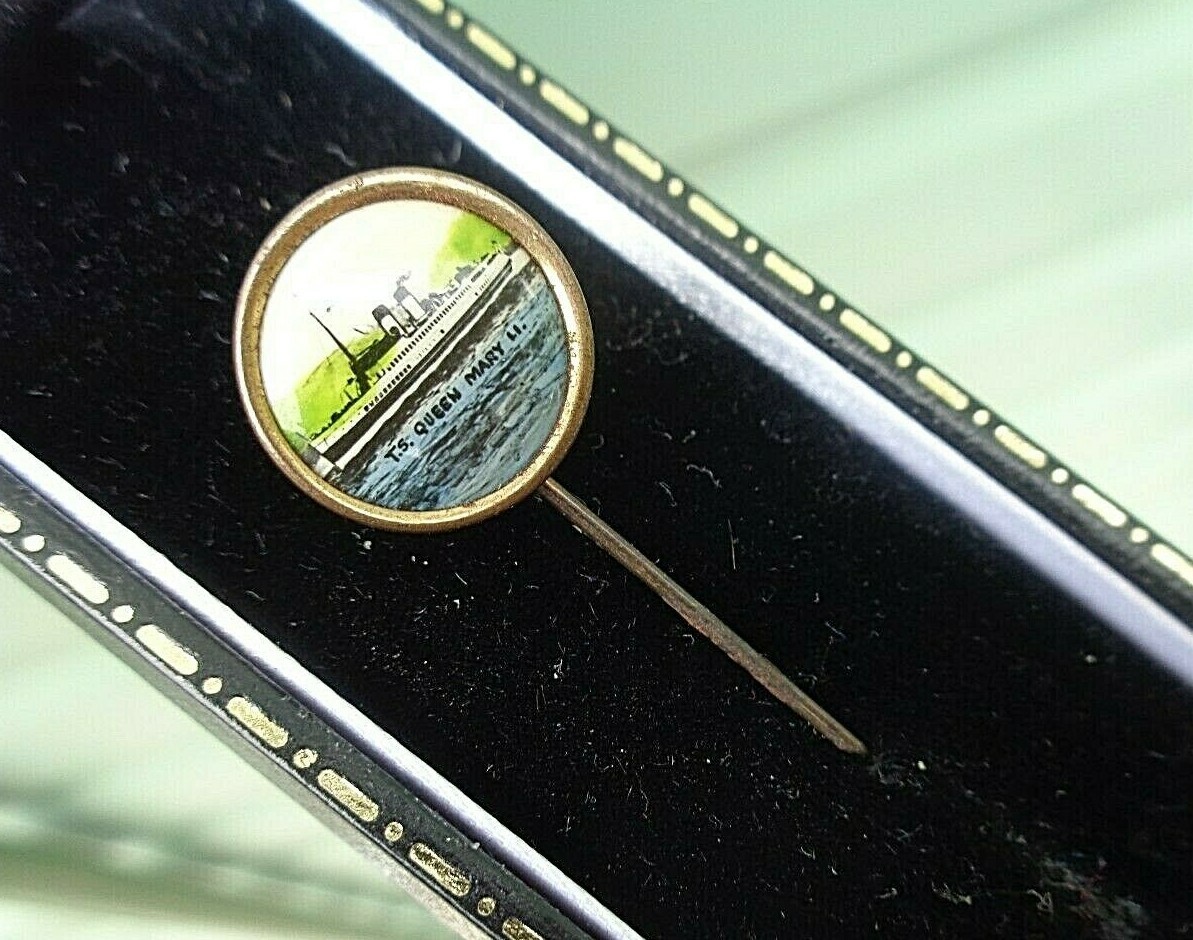 Shipping Lapel Badge or Brooch or Stickpin Cunard Steamship Company - Queen Mary