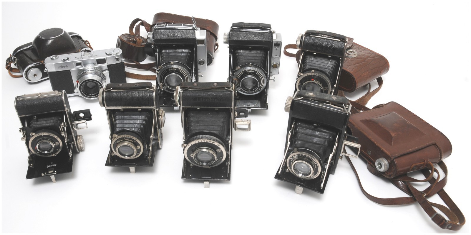@ For collector Lot of 8 x vintage folding cameras mixed brands NOTTESTED