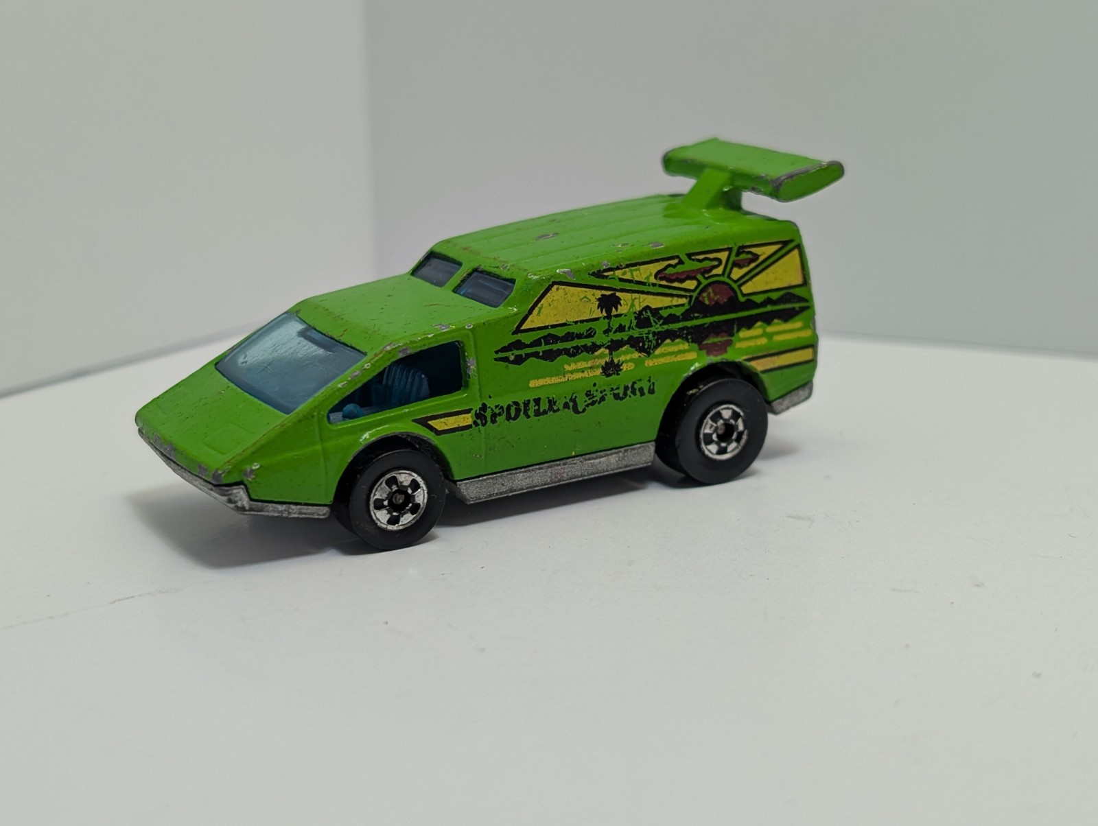 Hot Wheels Original 1976 Spoiler Sport Green Flying Colors HK,