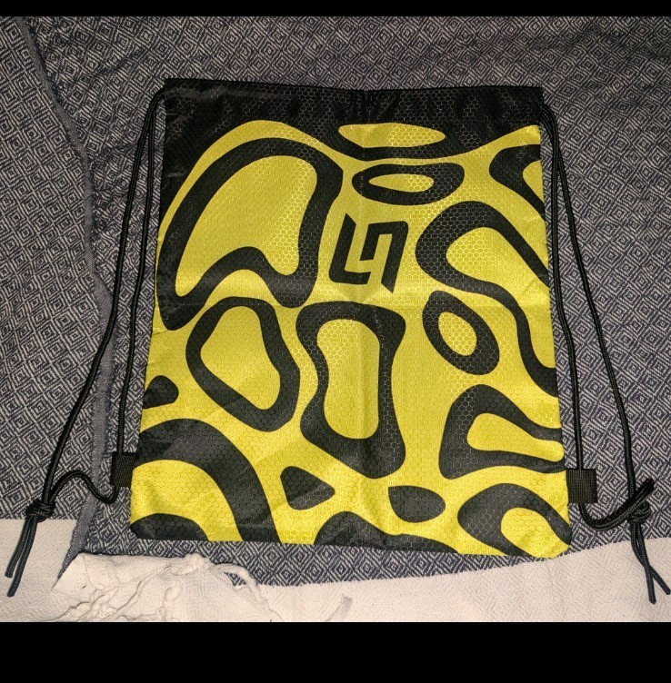New (1) Small Neon Yellow and Black (LN) Polyester Drawstring Gym Bag/Backpack