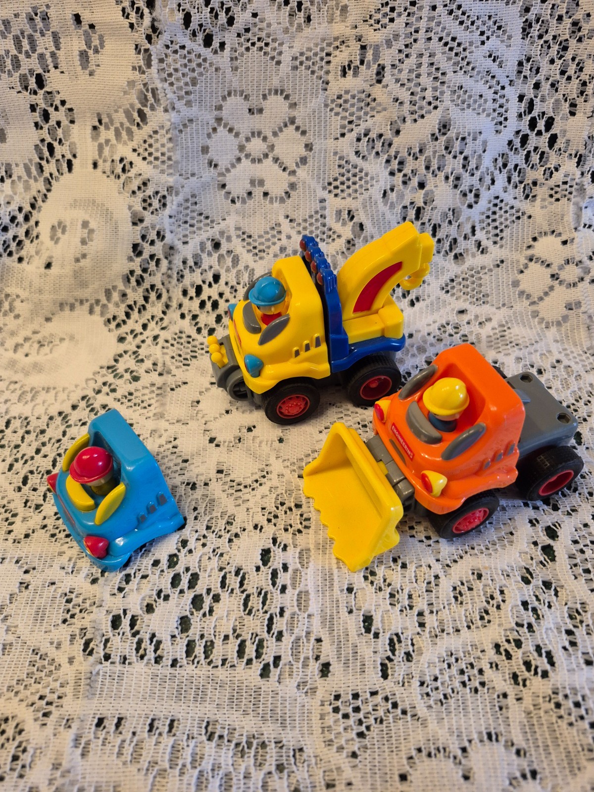 Push and Go Friction Build and Go Contraction Vehicles