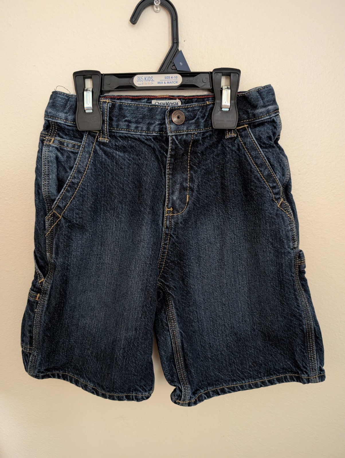 Oshkosh Bgosh Boys  Size 7 Regular  Denim Shorts 