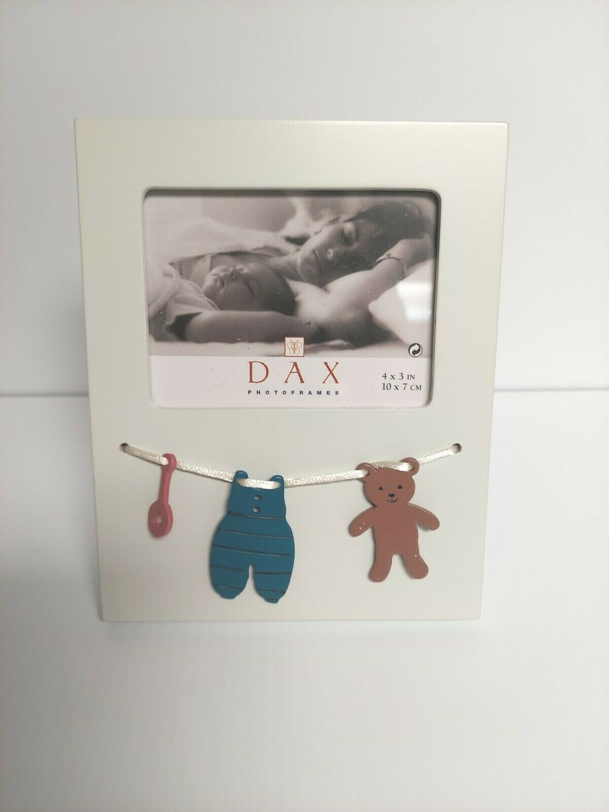 New in Box Dax Nursery Picture Photo Frame Infant Child  Picture Frame 4''x3''