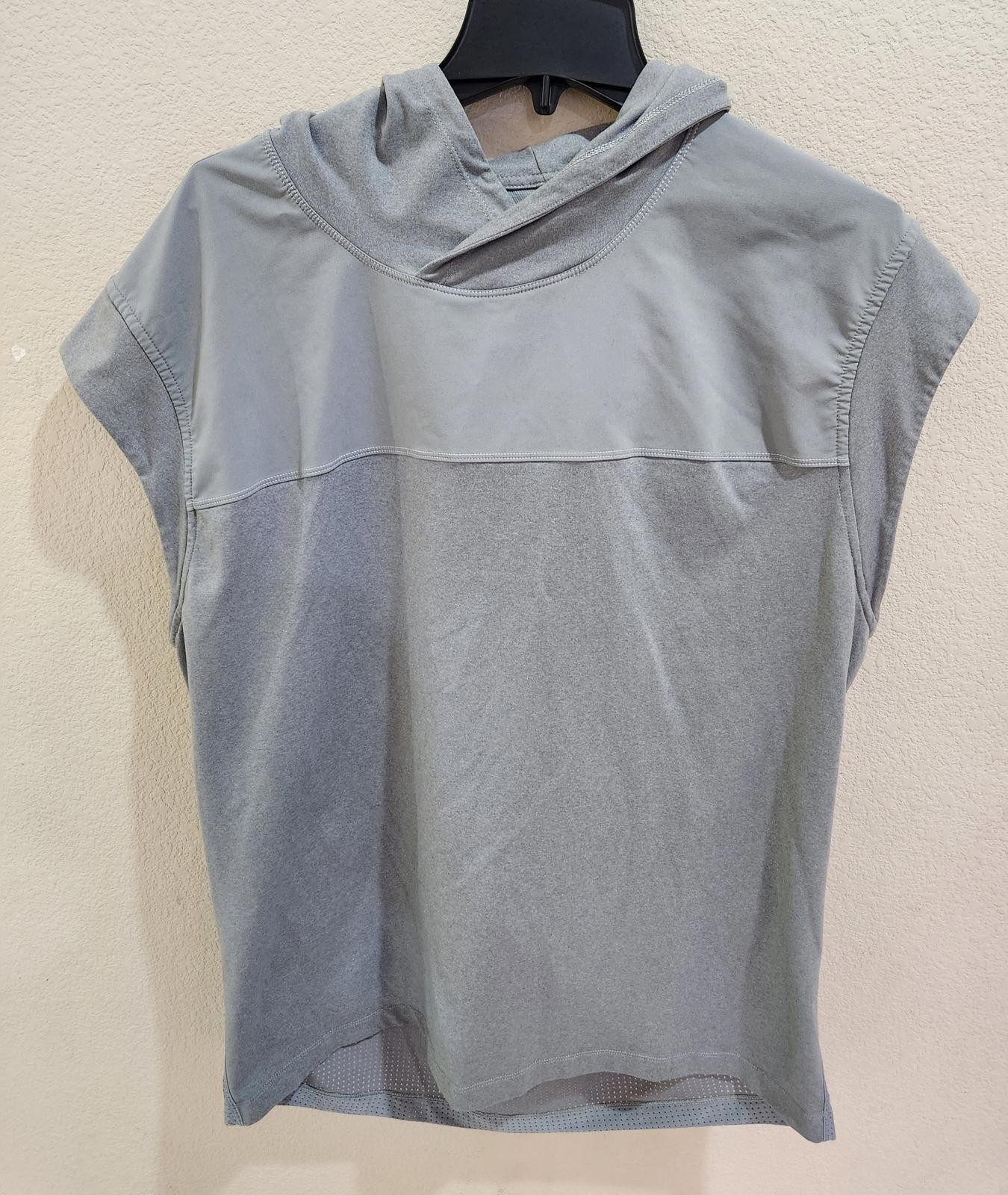 Lululemon Gray Sleeveless Hoodie Pullover Men's Size L Athleisure Shirt Gym