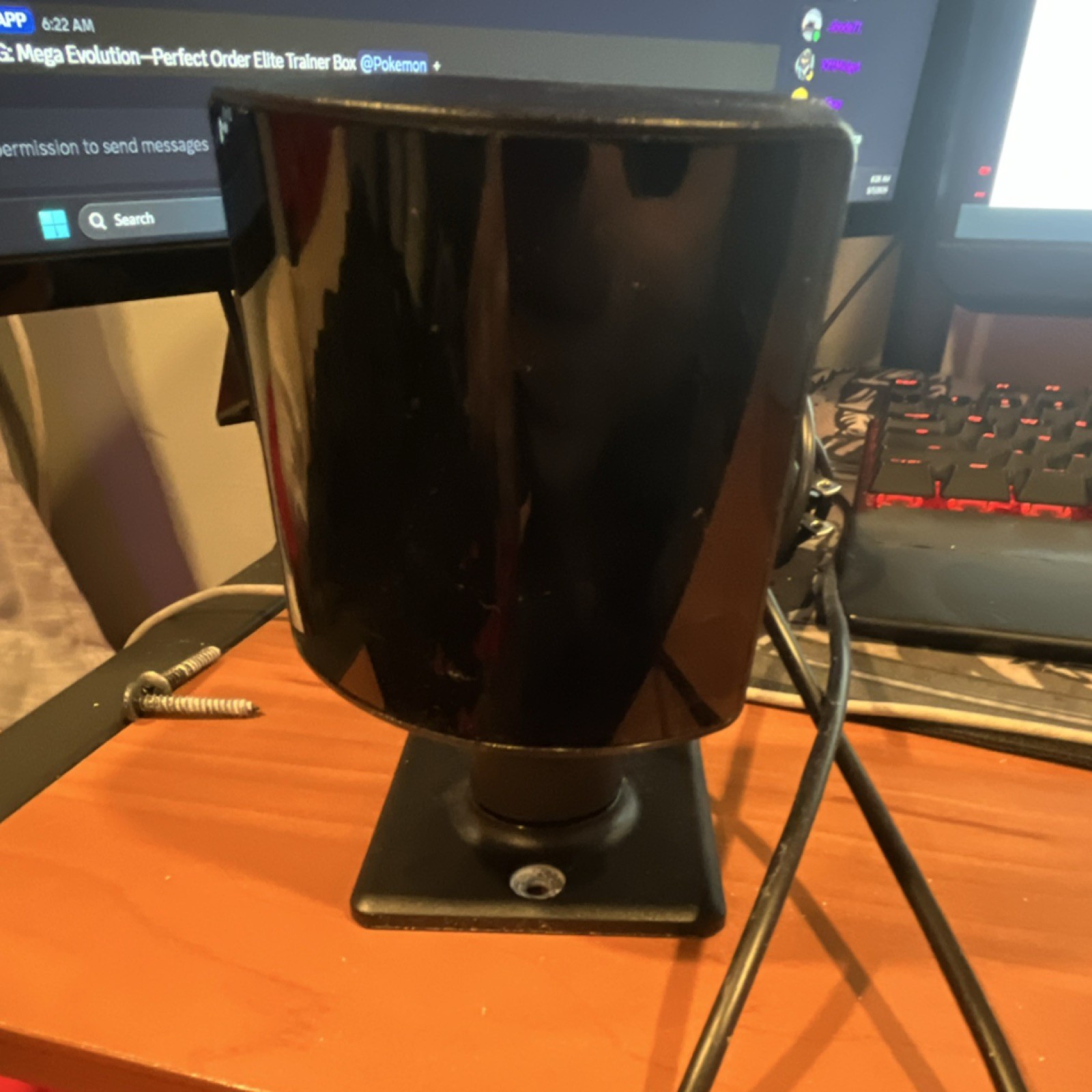 Valve Base Station 2.0 Room Tracking Device Model 1004 VR Accessory Black