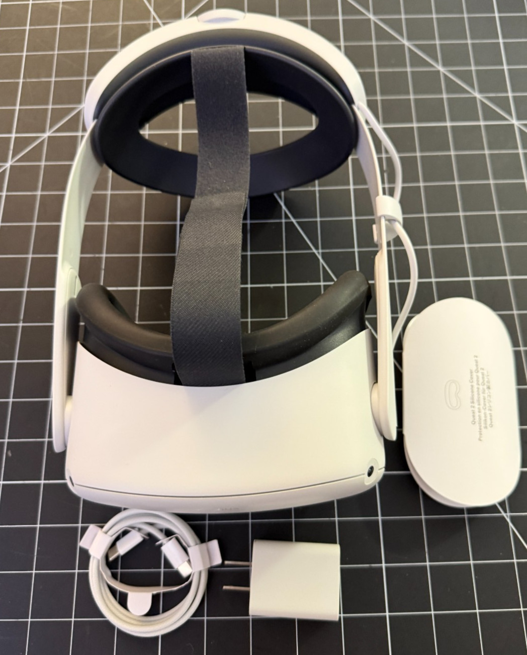 Excellent Working 128GB Meta Oculus Quest with OEM Meta ELITE Battery Strap