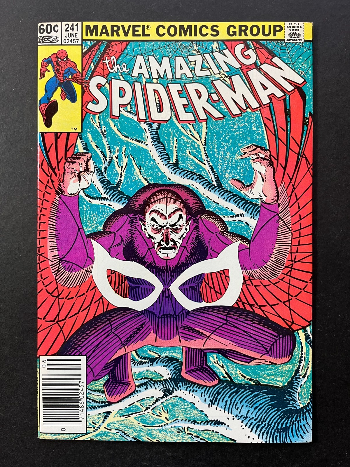 AMAZING SPIDER-MAN #241 *HIGH GRADE* (MARVEL, 1983)  NEWSSTAND!  LOTS OF PICS!