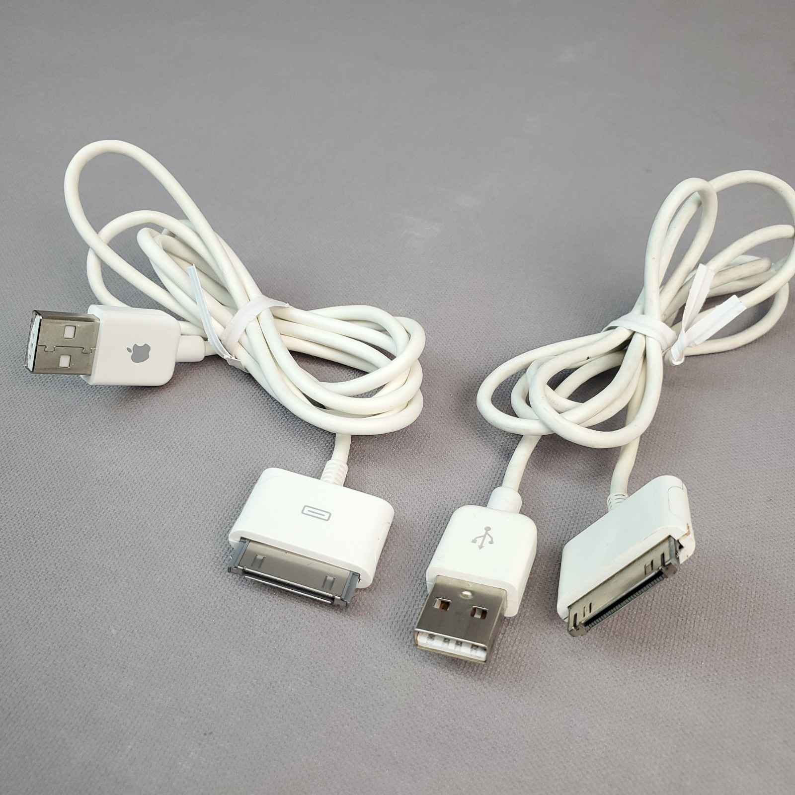 Two  1st Gen Apple iPod Classic Nano Touch 30-pin to USB Data Sync Cable - OEM