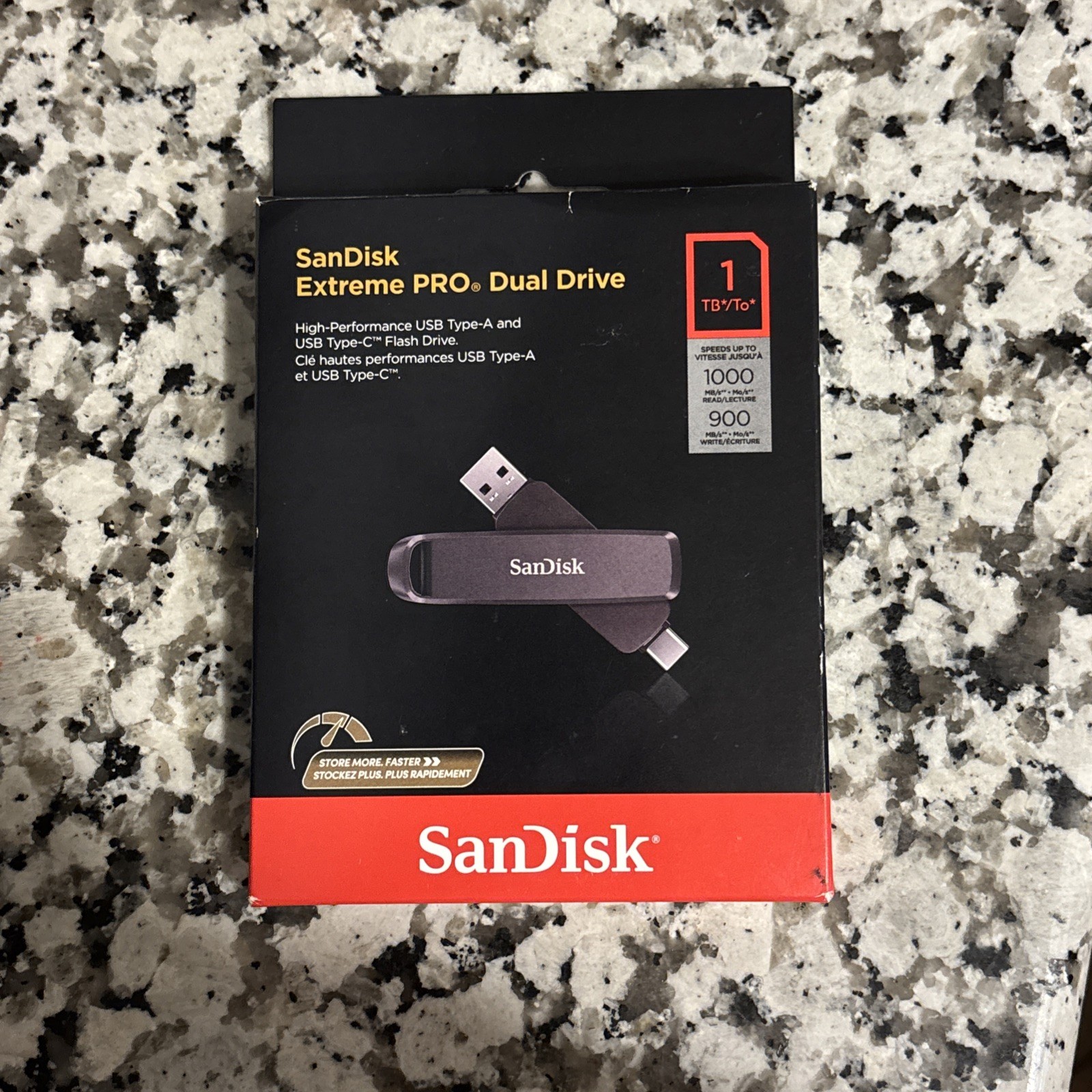 SanDisk Extreme PRO 1TB Dual Drive High-Performance USB Type-A,  USB Type-C NOB