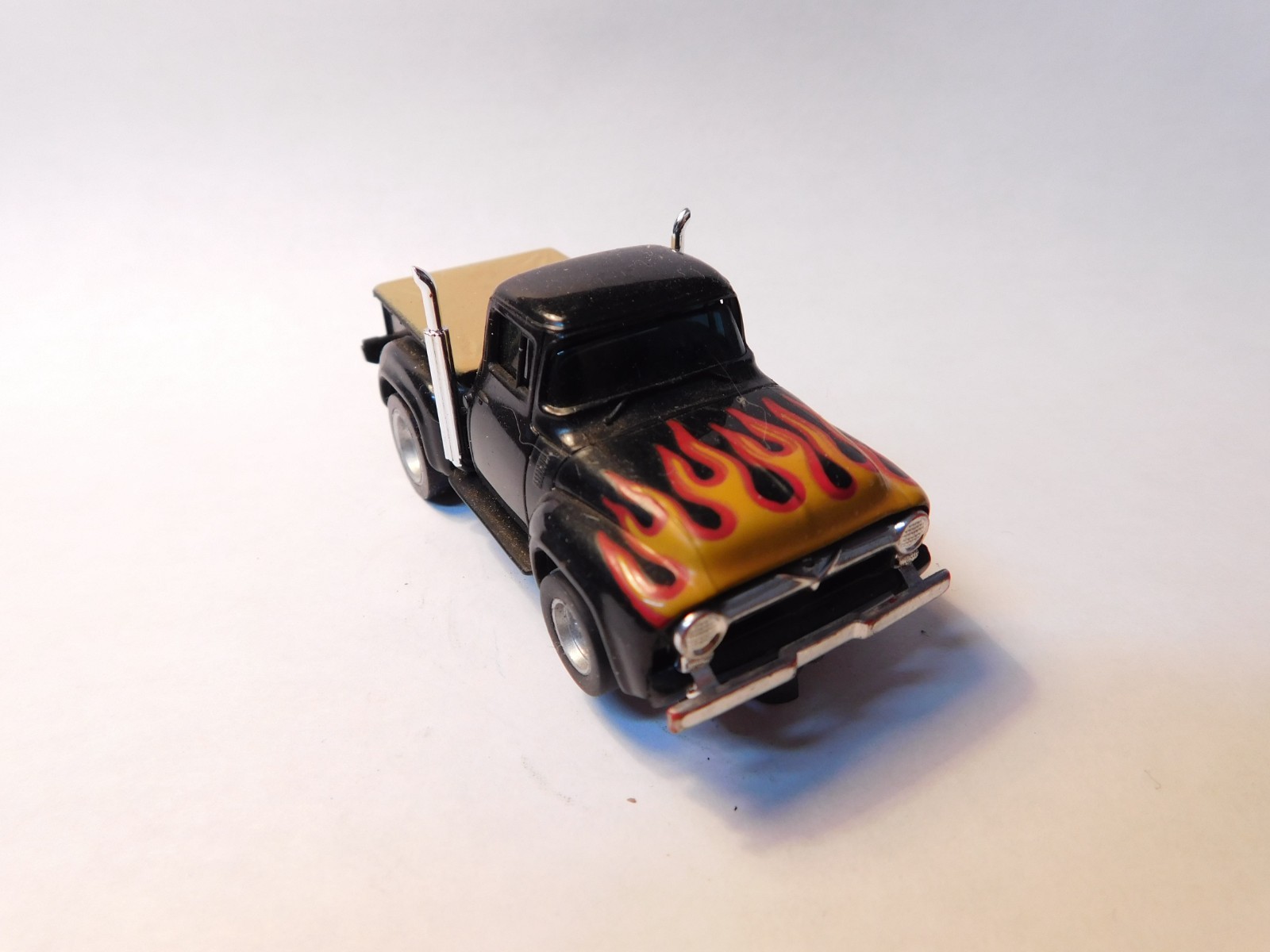 AURORA / AFX ~ 56' FORD F-100 PICKUP TRUCK SLOT CAR with RUNNING Chassis # 1941