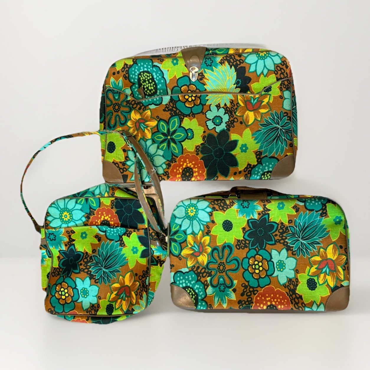 VTG Floral Luggage Set 3 Pc Nesting Suitcases Mod Psychedelic Flower Power Japan