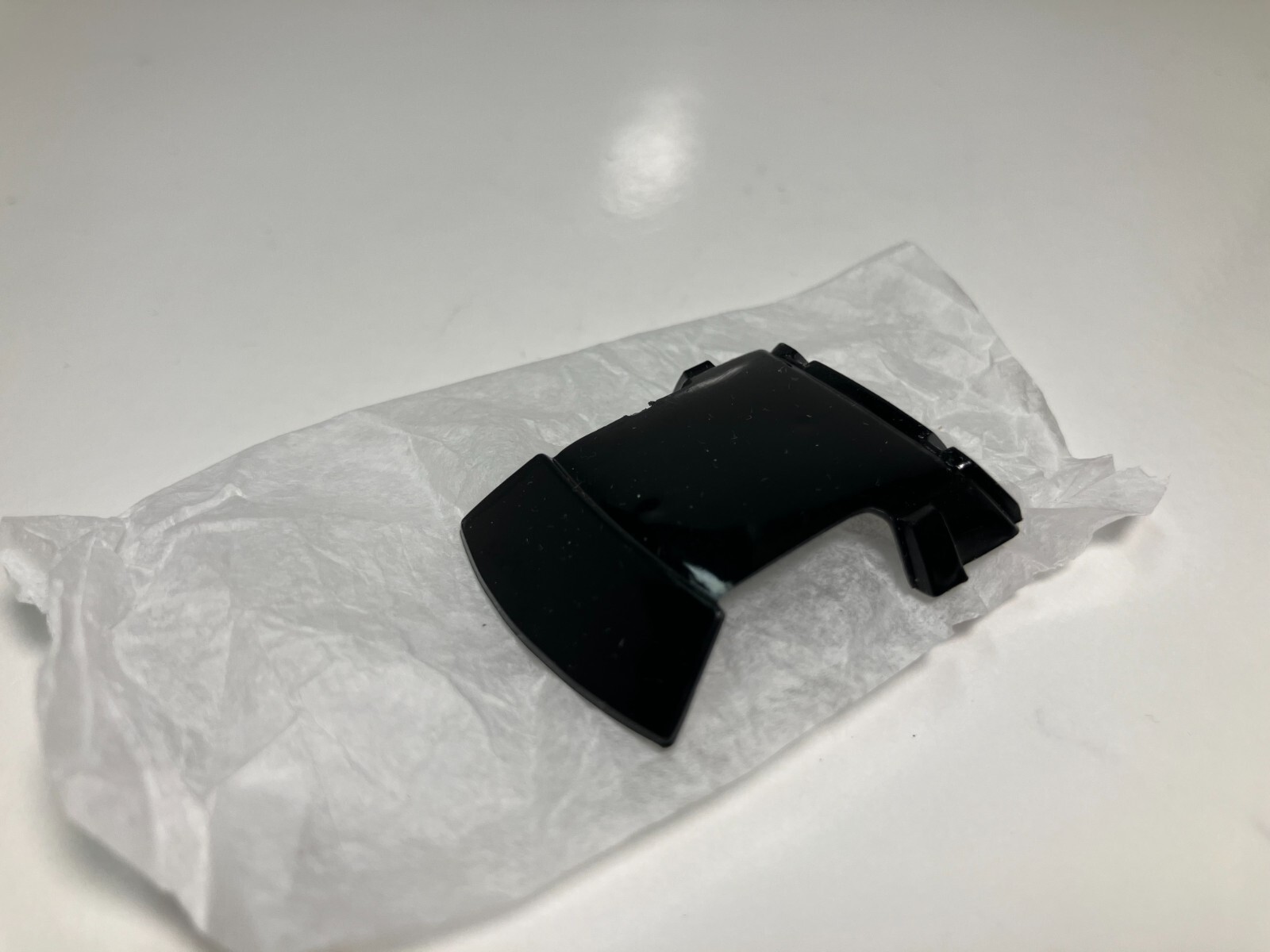 TYCO ~ RARE~  BUICK  STOCKER  WINDSHIELD ~ Brand New old Stock