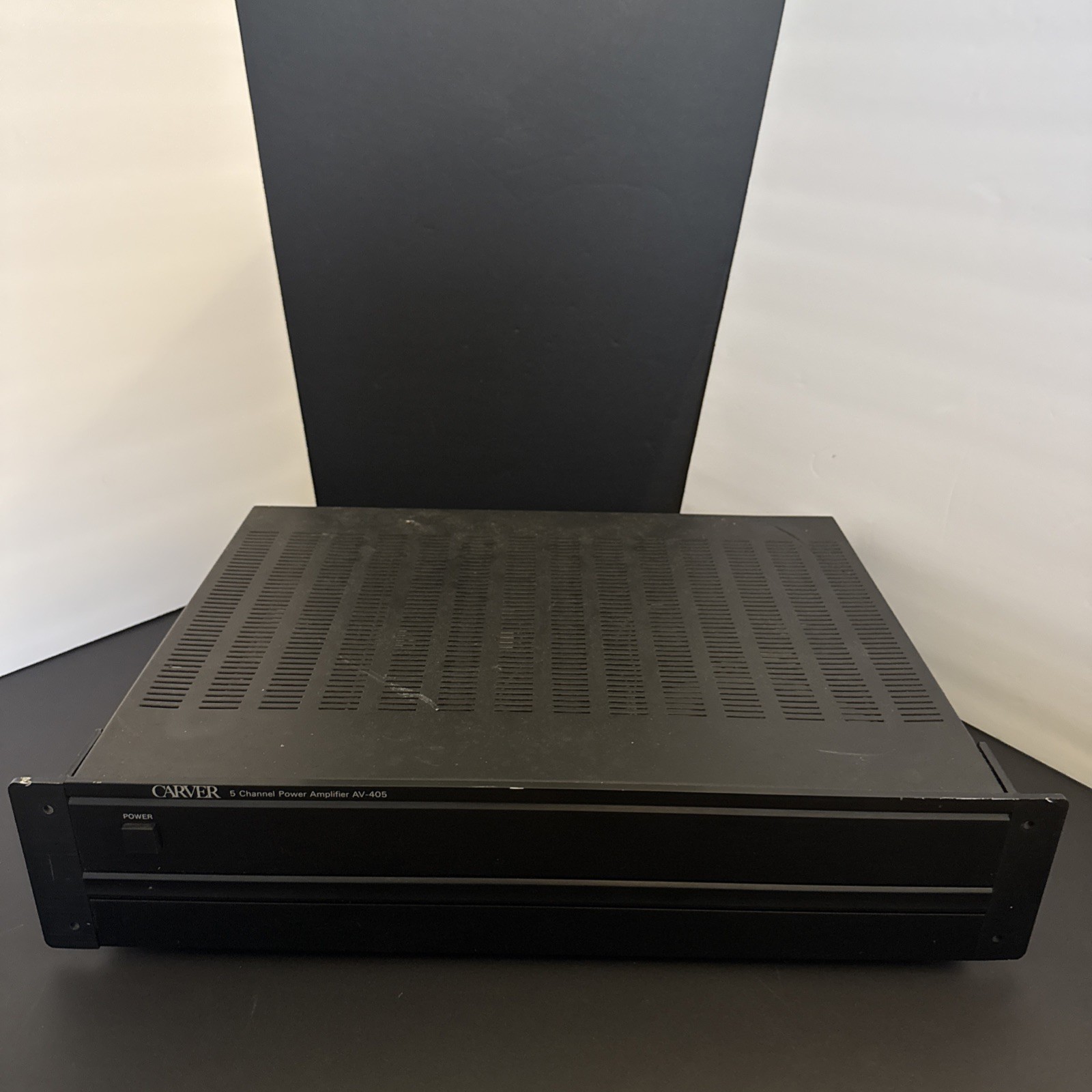 Carver AV-405 5 Channel THX Power Amplifier