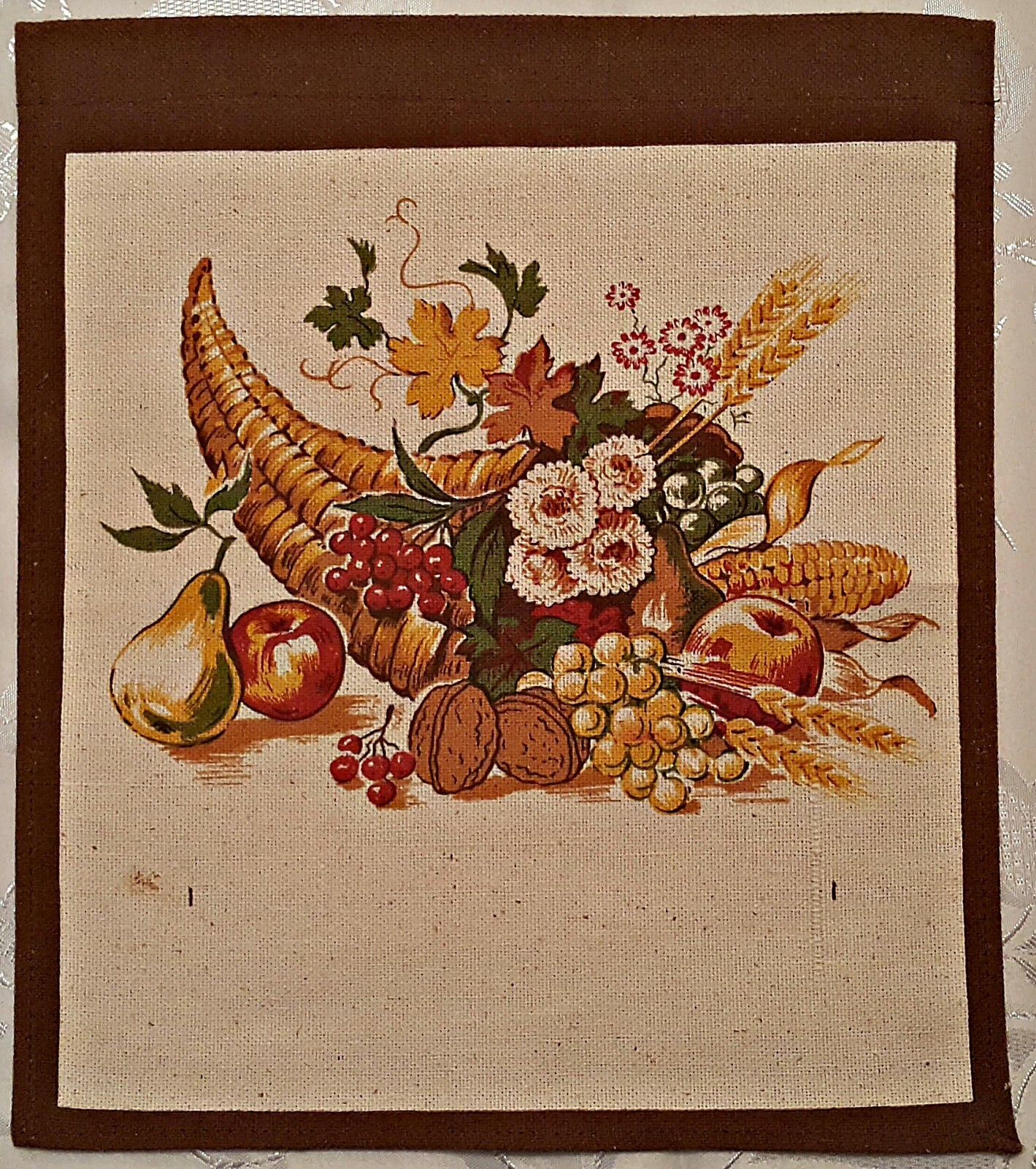 VINTAGE  FLORAL ART CORNUCOPIA  BROWN  RED GREEN COTTON  WALL TAPESTRY