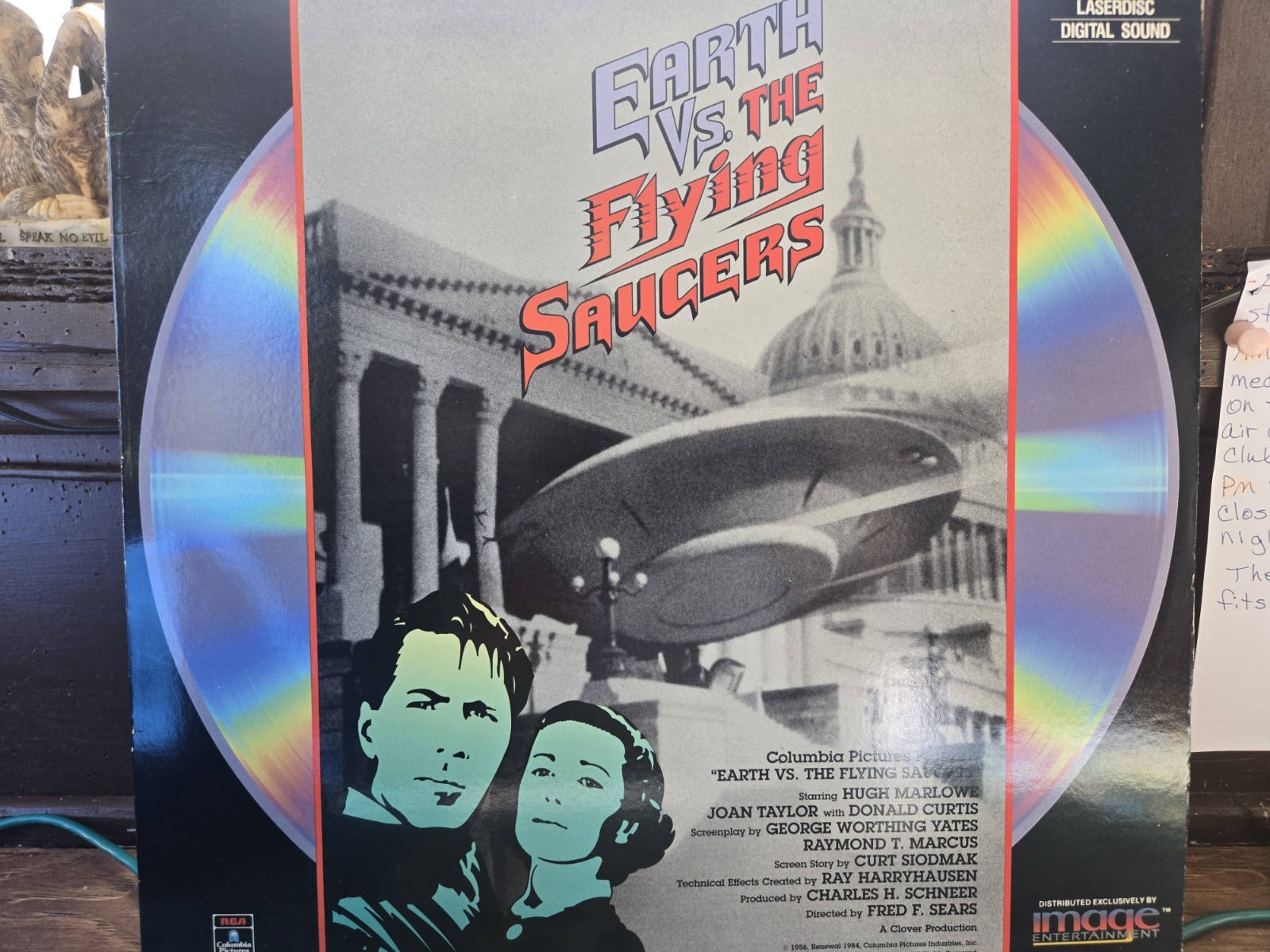 EARTH VS. THE FLYING SAUCERS laserdisc ( NOT DVD )  USED GOOD