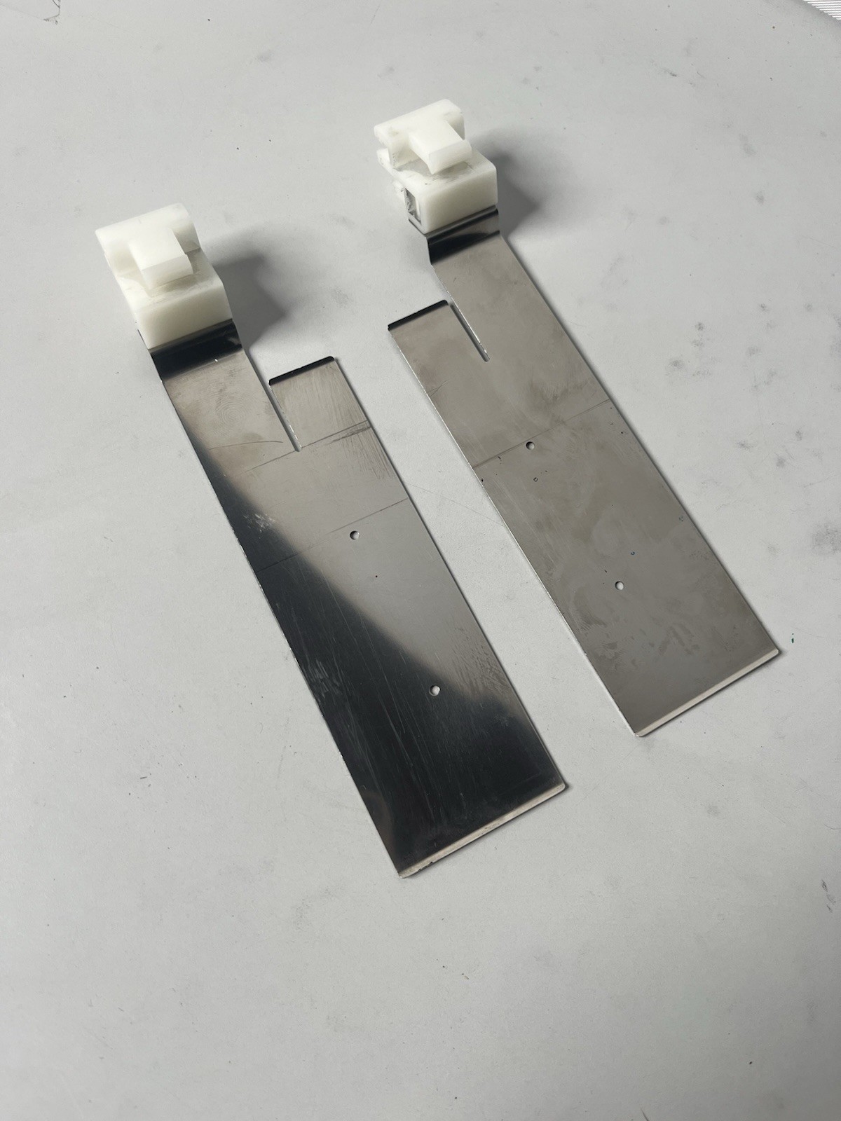 Roland Truevis VG-540 VG-640 Media Clamps Left And Right Set of 2 Eco solvent