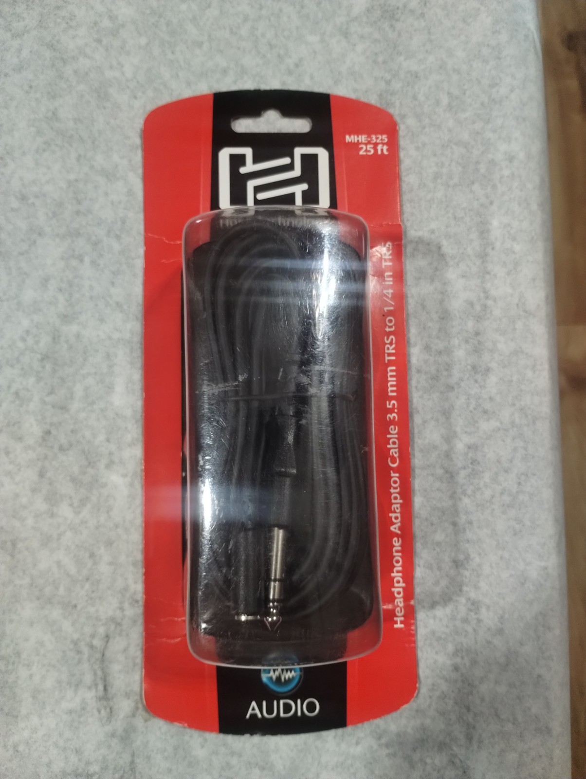 Headphone Adaptor Cable 3.5MM TRS to 1/4 in TRS NEW Hosa Technology