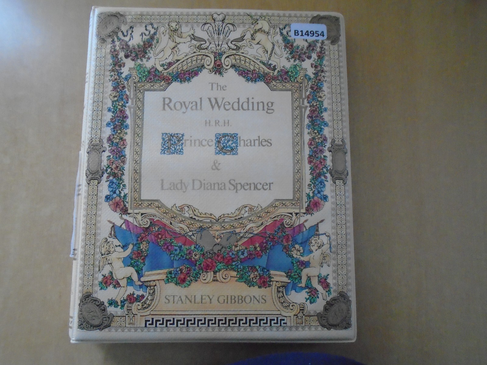 Charles & Diana 1981 Royal Wedding mint collection in album. See pics below.