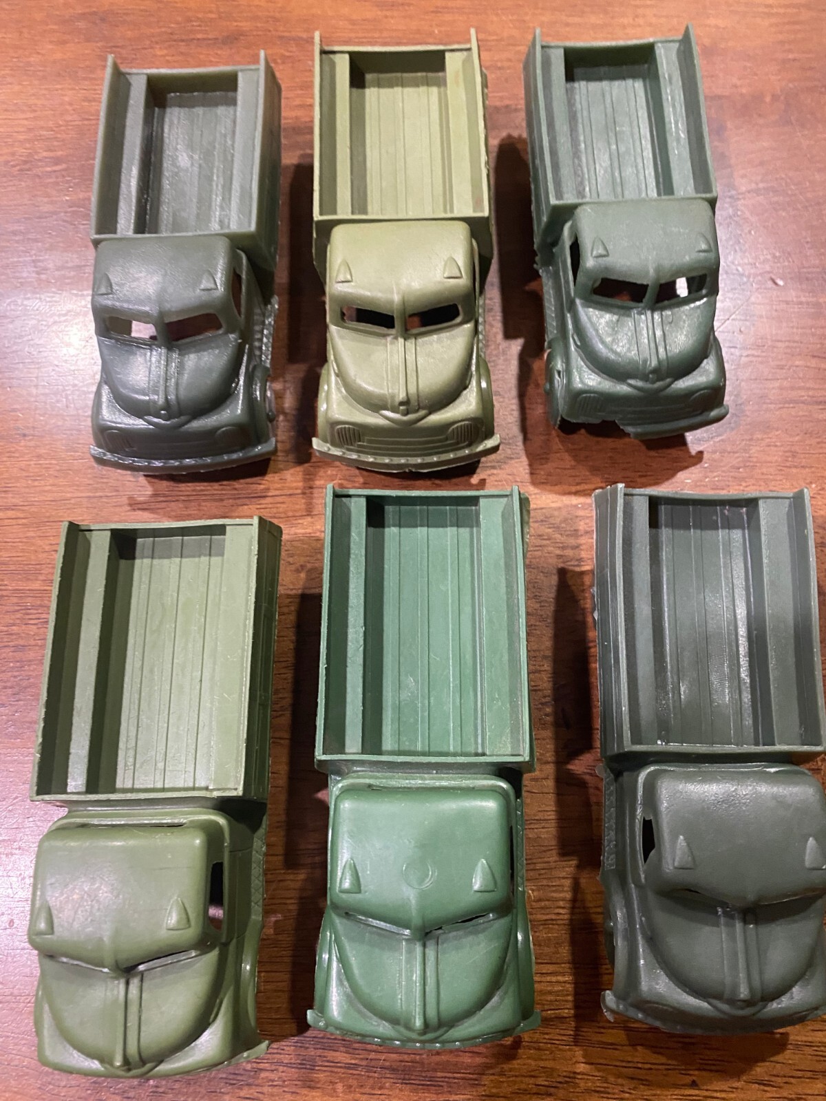 VINTAGE 1950-70s PAYTON PLASTIC ARMY MILITARY TRUCKS LOT OF 6 NICE!