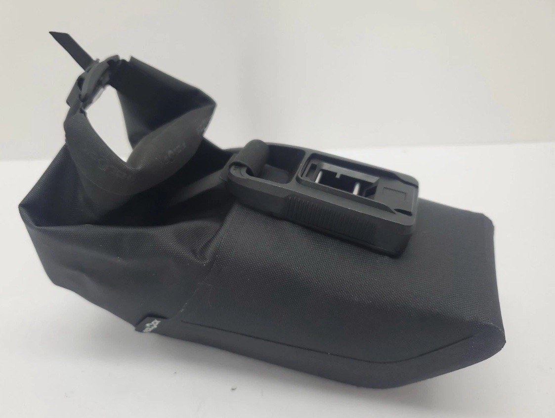 FIDLOCK Pinclip Saddle Bag Compact/Weather Resistant Bike Bag Small