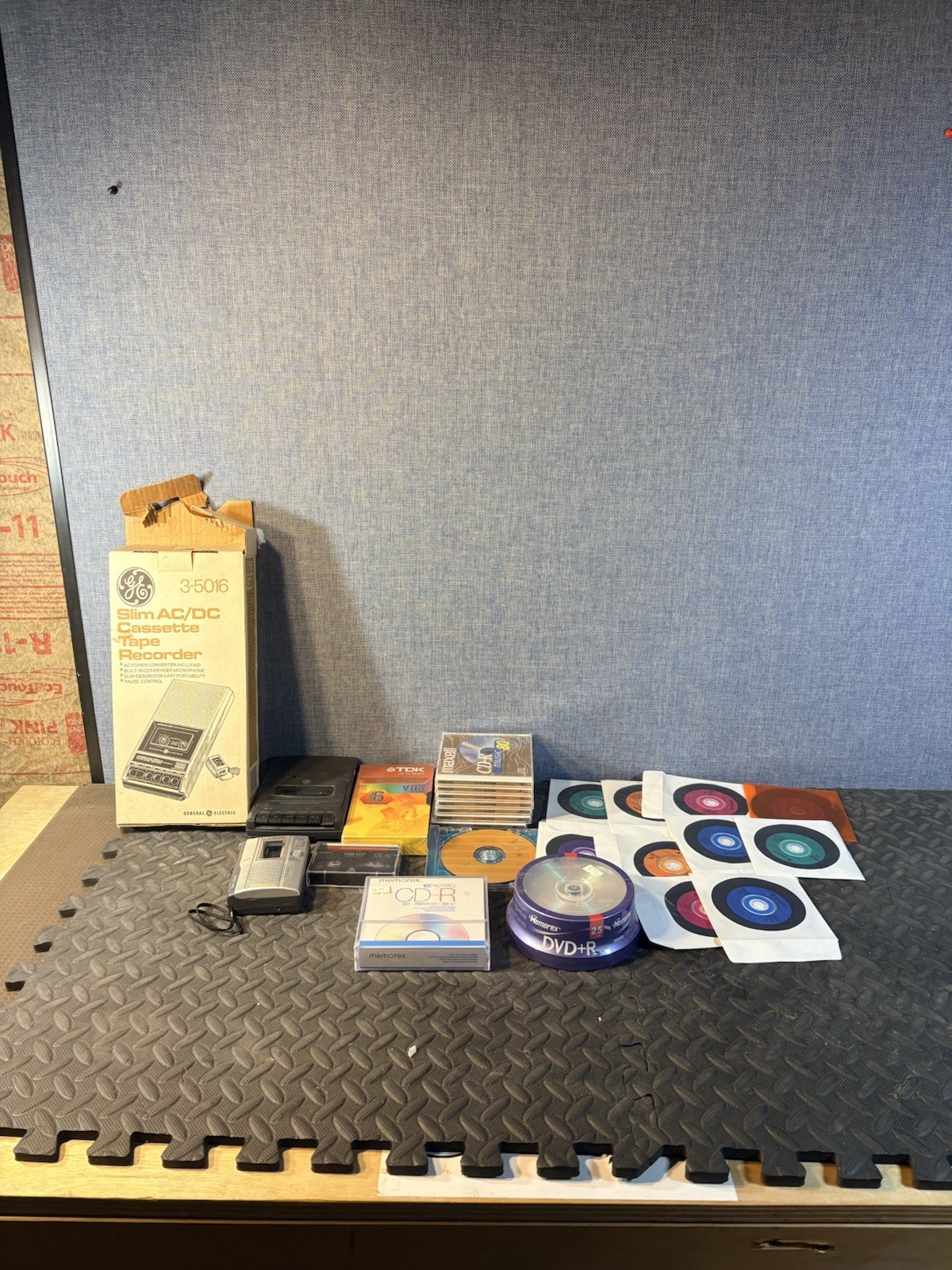 Vintage Electronics Lot (recording )