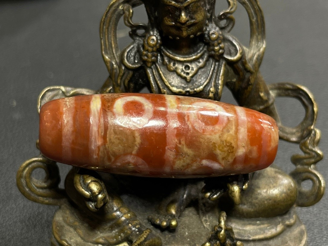 Old Tibetan Nepalese Himalayan Ancient 8 eye Old Dzi Talisman Beads Amulet 八眼天珠