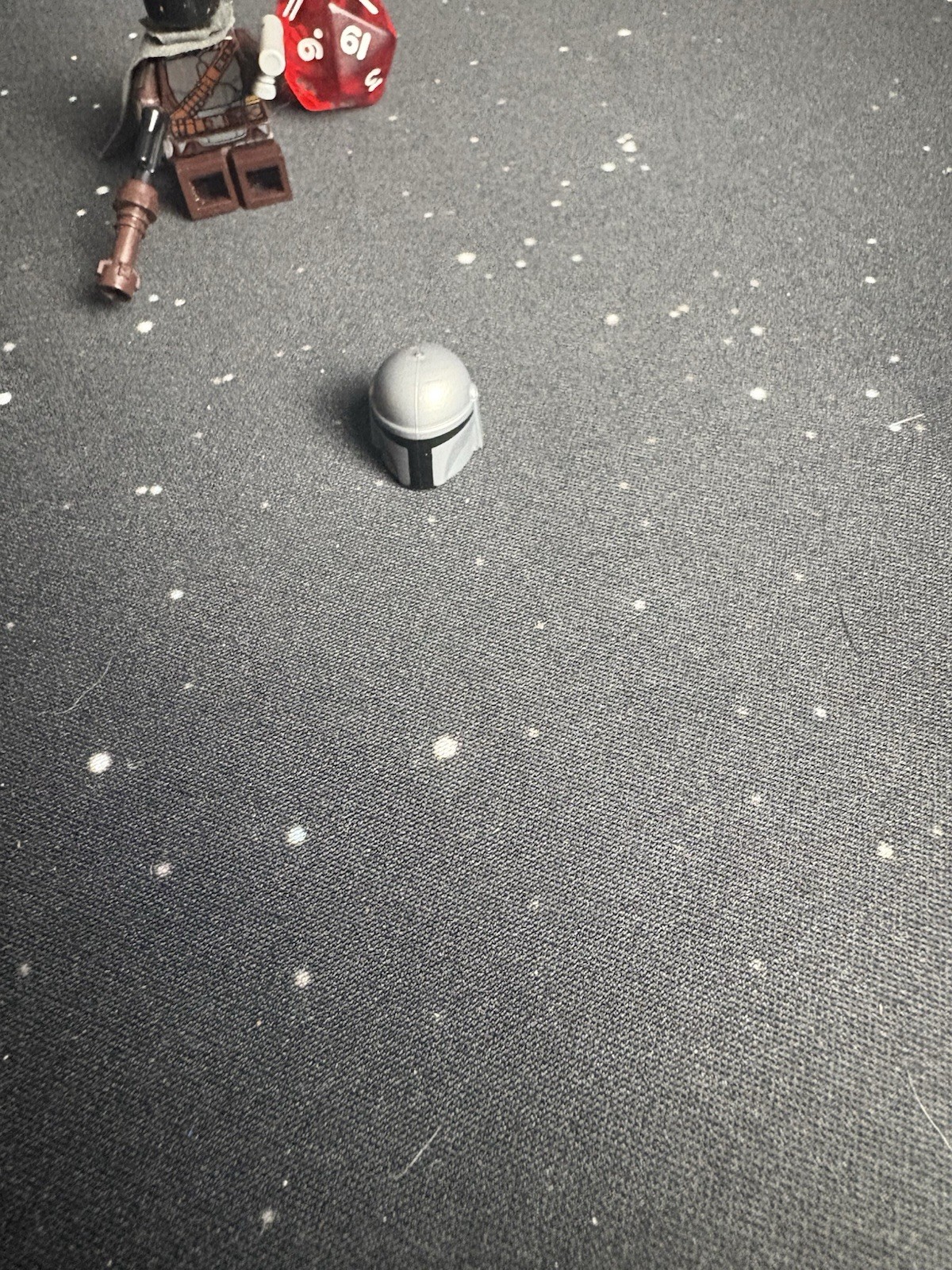 LEGO STAR WARS The Mandalorian Minifigure 75254 75292 sw1057. Adult Owned.