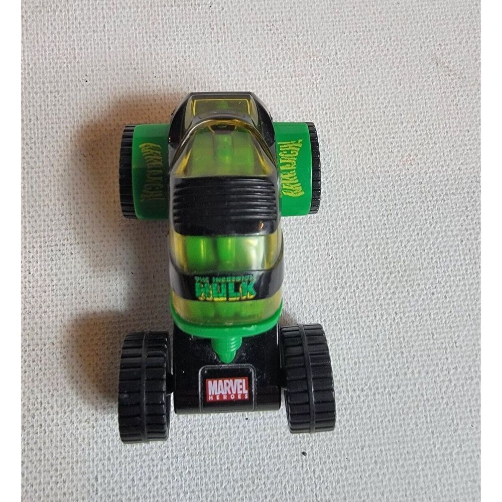 Majorette 2004 Marvel Heroes Comics Imcredible HULK Vehicle Car Scale 1:64