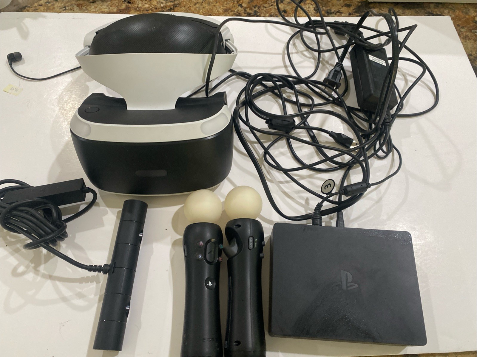 Sony PlayStation VR Headset PS4 PSVR Headset,Camera, Controllers