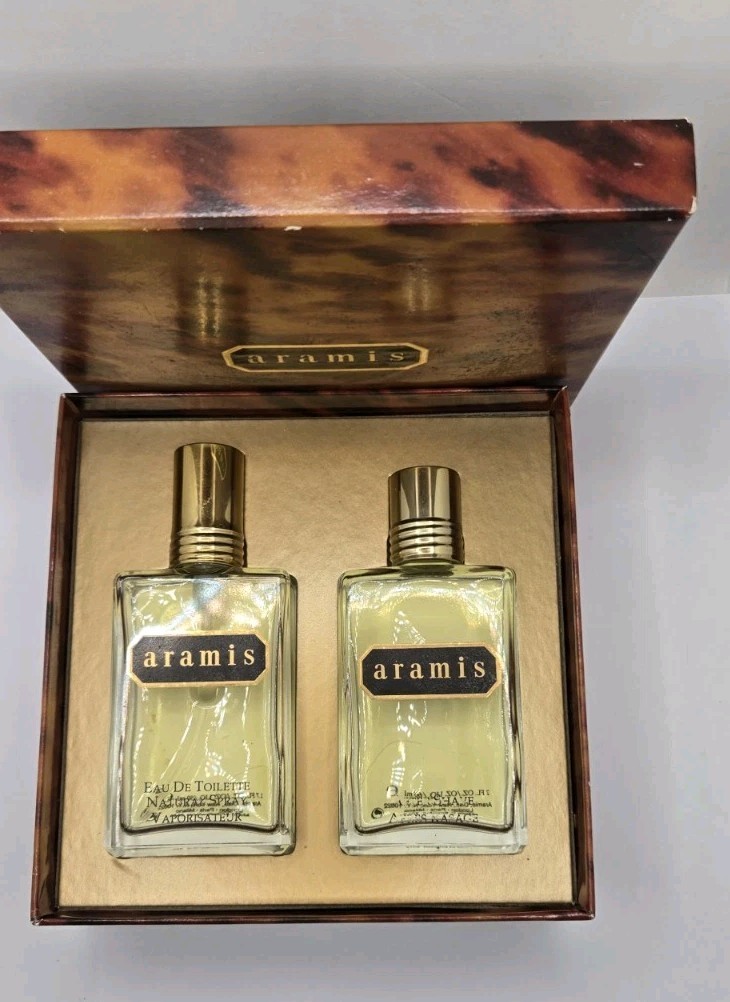 Aramis Men’s Connoisseur 2 Piece Gift Set Eau De Toilette Spray & After Shave