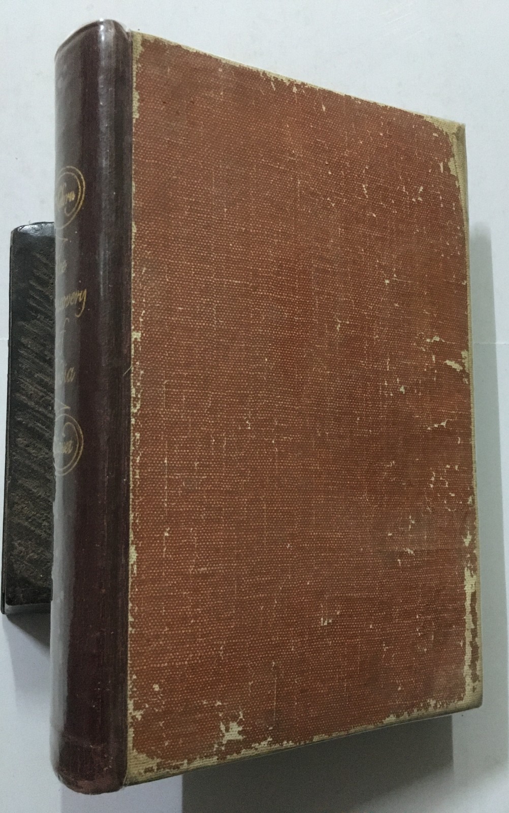 Nehru, Jawaharlal: The Discovery Of India. Signet Press. 1956. Calcutta. 615p