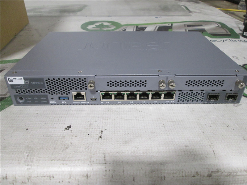 Juniper SRX320-POE Firewall 6x GE PoE 2x SFP 1Gbps New in Box Condition