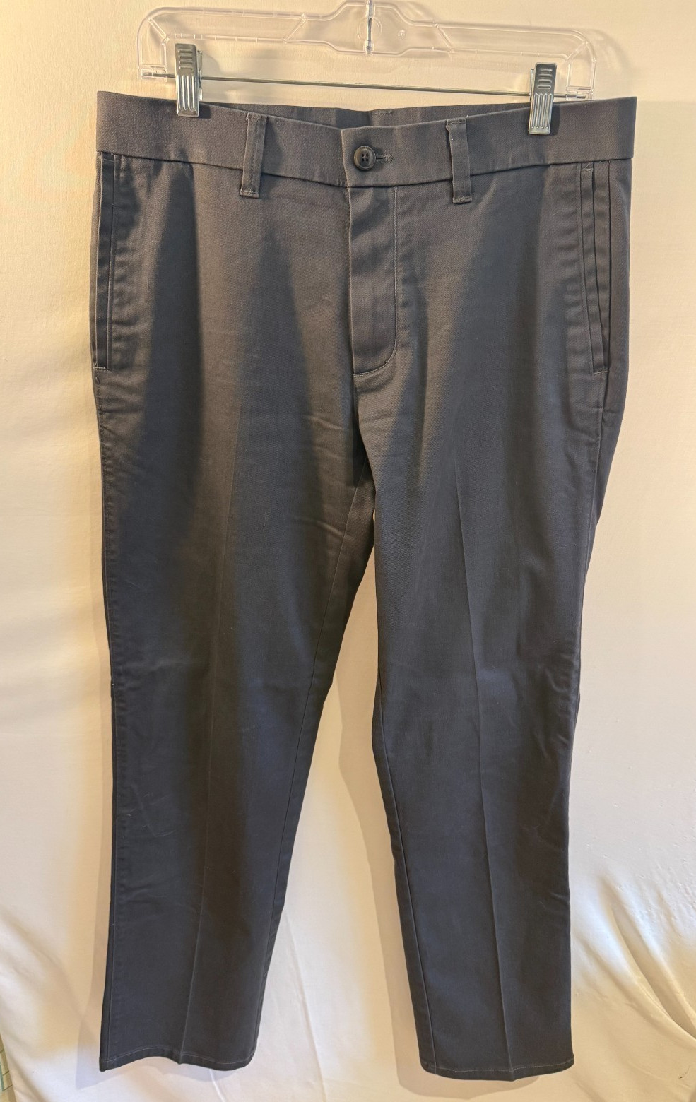 Haggar H26 32x32 Grey Cotton Flat Front pants