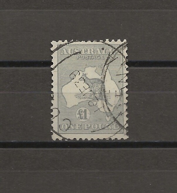 AUSTRALIA 1931/36 SG 137 USED