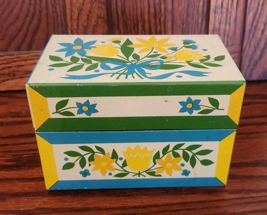 Vintage Syndicate Mfg Metal Recipe Box Yellow Turquoise Green White Floral