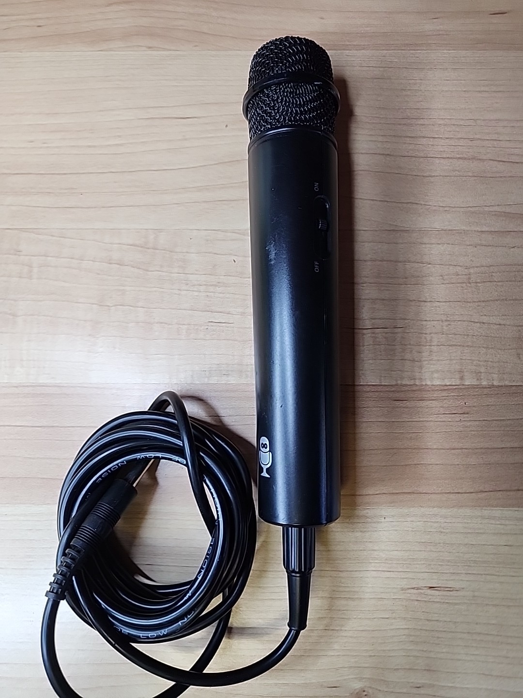 Mic Microphone  with On Off Switch High Grade Low Noise Black 