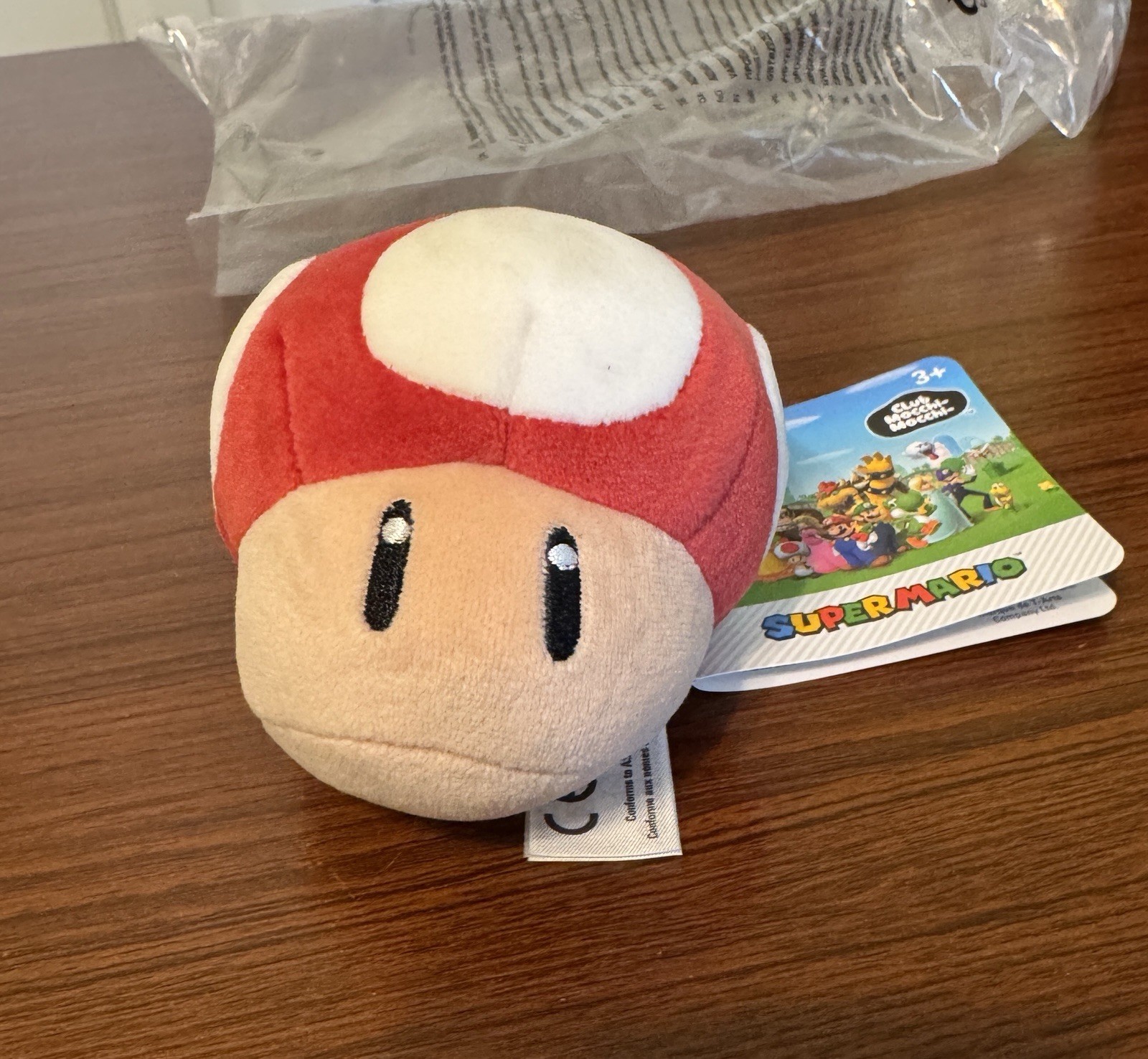 Club Mocchi Mocchi Super Mario Mushroom Plush Clip-On