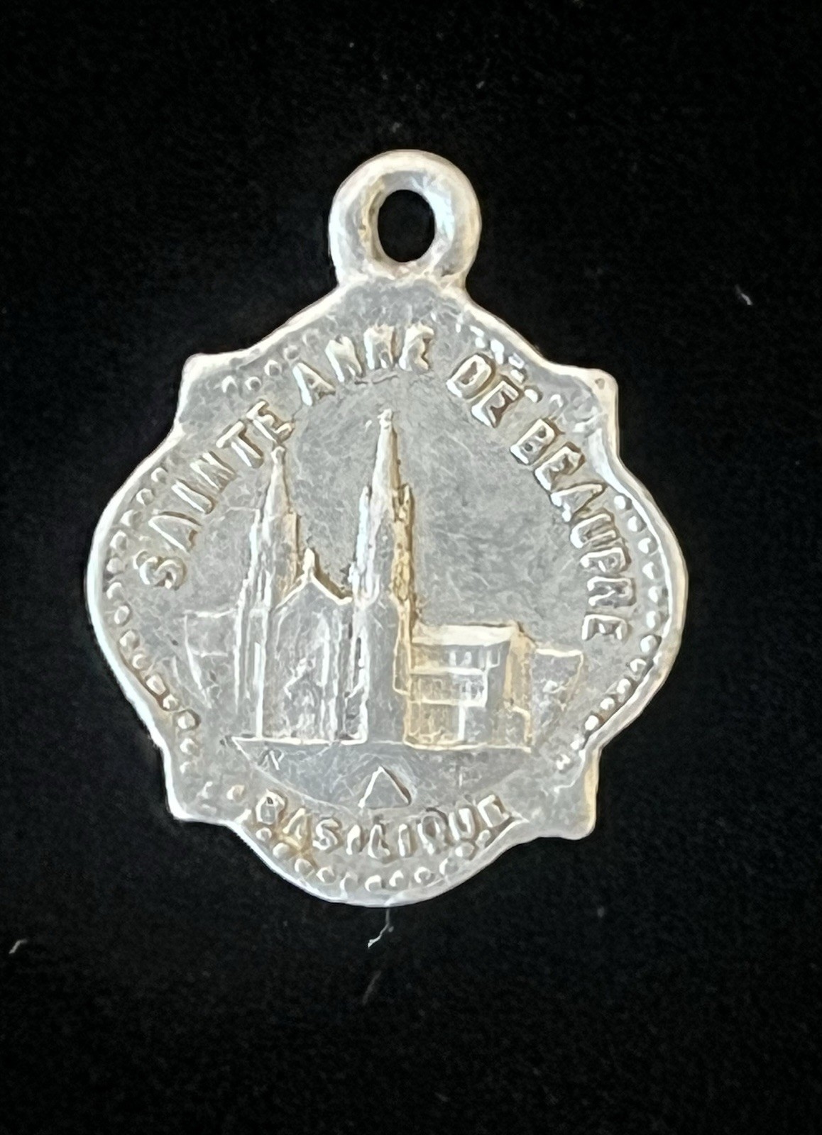 Rare Vintage St Anne De Beaupre Basilica Medal FRANCE