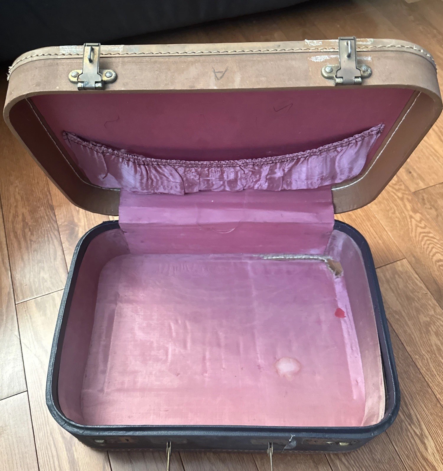 Old Hard sided Suitcase Luggage black  Travel rare vintage 15x11x6