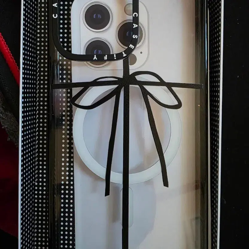 iPhone 16 Pro Max Case, Official, Transparent with Black Edge