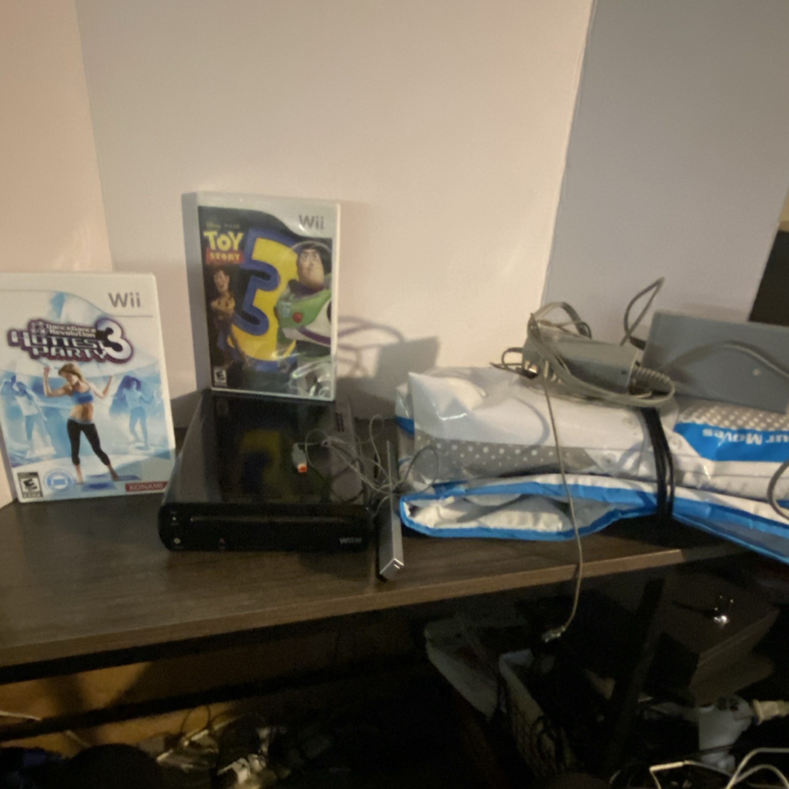 Nintendo Wii U Console Lot w/ Dance Pad, Dance Dance Revolution READ DESCRIPTION