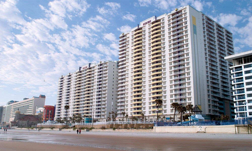Wyndham Daytona COKE 400 race weekend - 3 BR DLX, Sleeps 10, 3n (8/27 - 8/30/26)