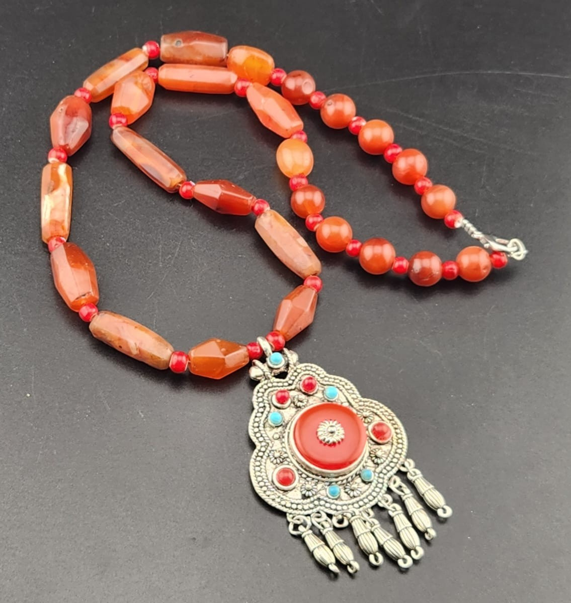 Vintage Himalayan Tibetan Old Carnelian Agate Beads Beautiful  Necklace Rare