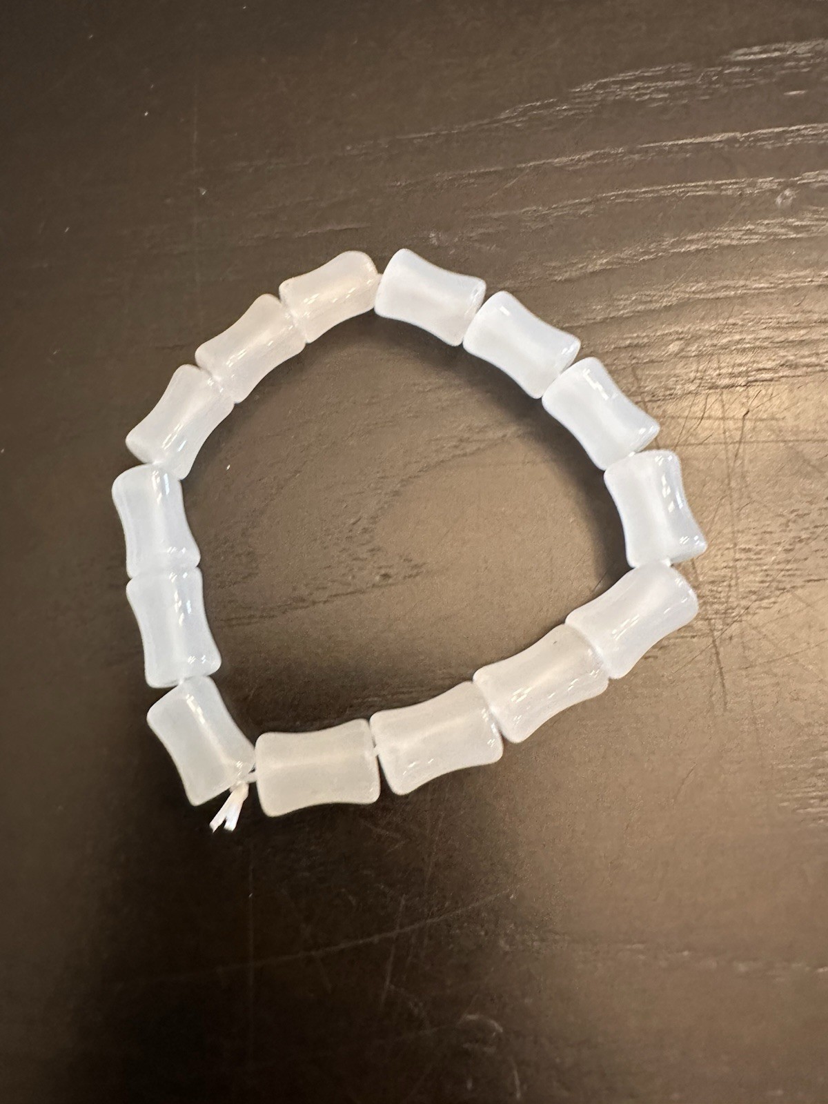 White Glass Like Beaded Bracelet Stretch Bracelet Brand New